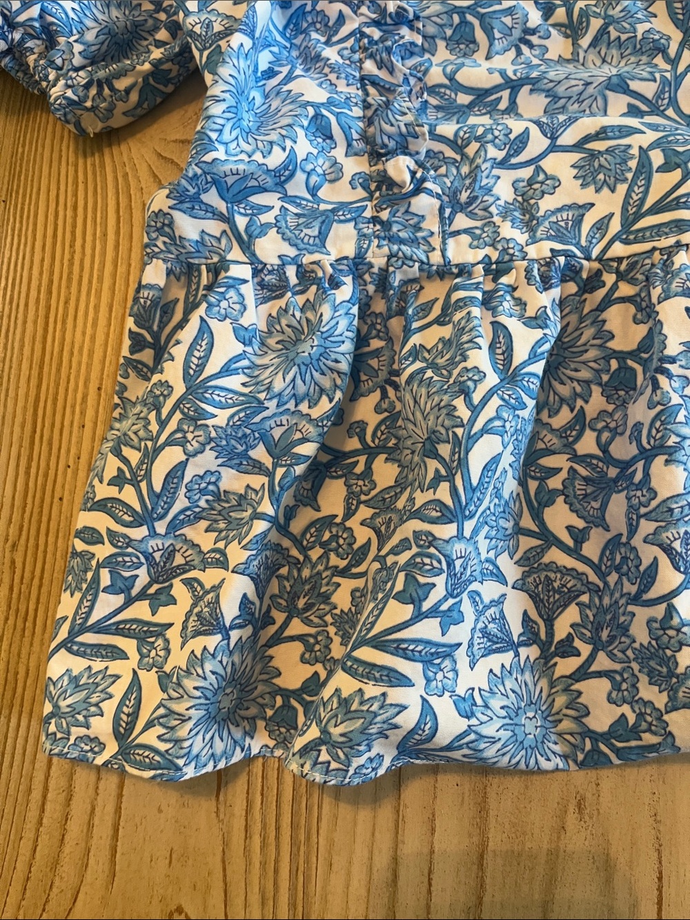 Cece Blue Floral Puff Sleeve Square Neck Women's Top blouse size medium - Picture 5 of 11